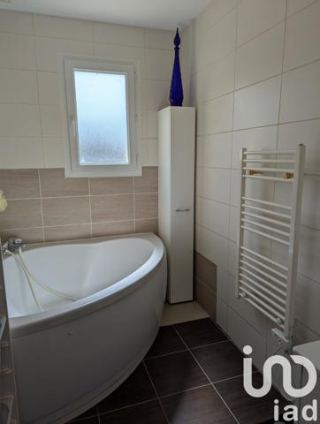 House for sale 7 rooms 107 m² Saint-Seurin-sur-l'Isle