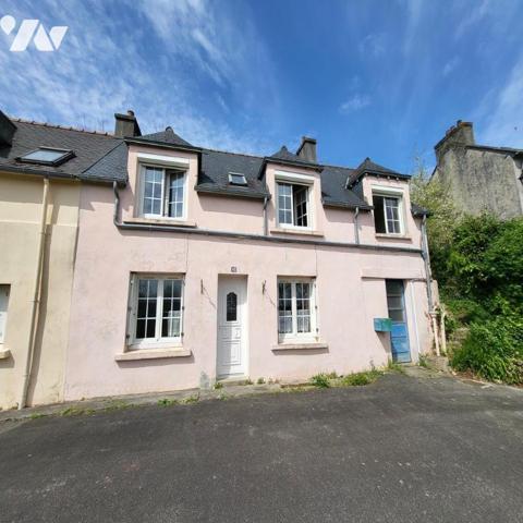 Maison d'habitation à vendre dans le centre de Châteauneuf du Faou, Finistère 29