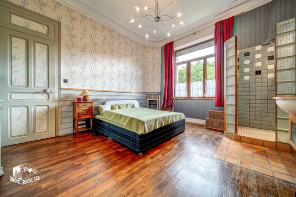 ENSEMBLE IMMOBILIER DE CARACTÈRE À LONGWY-HAUT – QUARTIER VIEUX-CHÂTEAU / PULVENTEUX 150m²