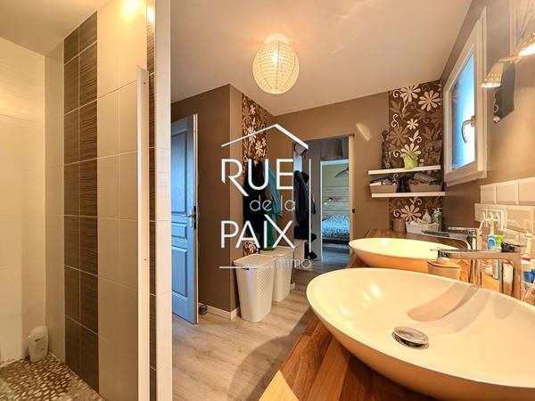 79200 ADILLY Maison de plain pied - 126.24 m2