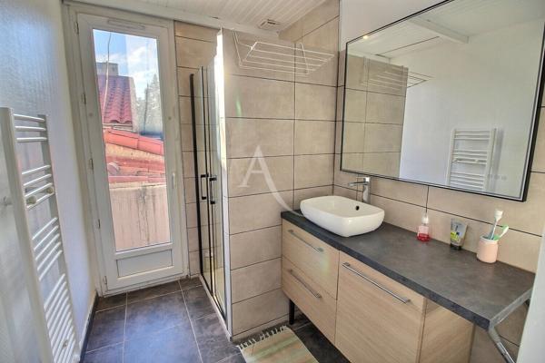 MAISON DE VILLE 85m² AVEC 2 CHAMBRES ET JARDIN