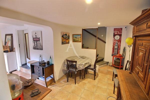 MAISON DE VILLE 85m² AVEC 2 CHAMBRES ET JARDIN