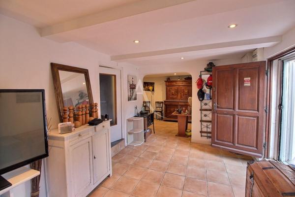 MAISON DE VILLE 85m² AVEC 2 CHAMBRES ET JARDIN