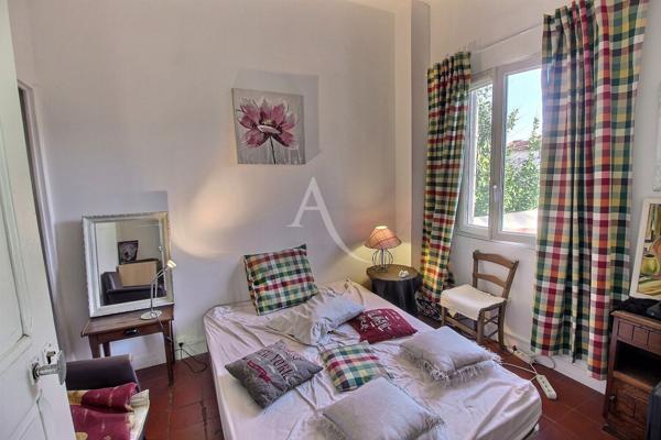 MAISON DE VILLE 85m² AVEC 2 CHAMBRES ET JARDIN