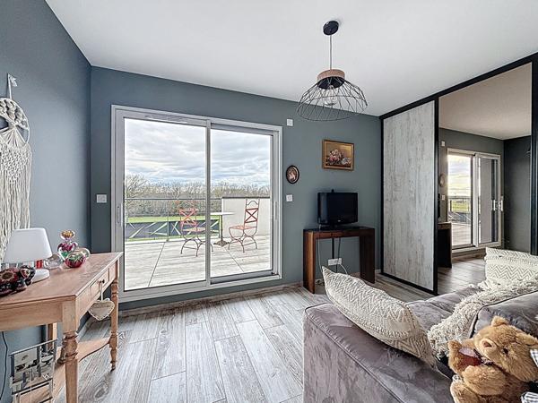 Maison contemporaine de standing,158 m², Terrain 1 540 m² ,Piscine -Faramans