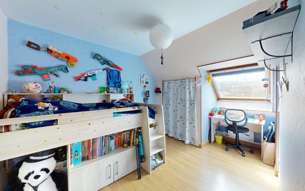 Maison à vendre    5 pièces •  Plancher-Bas