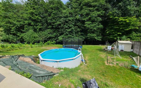 Maison à vendre    5 pièces •  Plancher-Bas