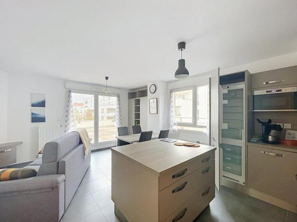 T2 – 43.70 m² – MEUBLE – TERRASSE – GARAGE – 69300 – CALUIRE