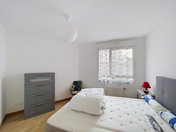 T2 – 43.70 m² – MEUBLE – TERRASSE – GARAGE – 69300 – CALUIRE