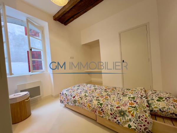 COUP DE CŒUR – Appartement entièrement rénové et meublé