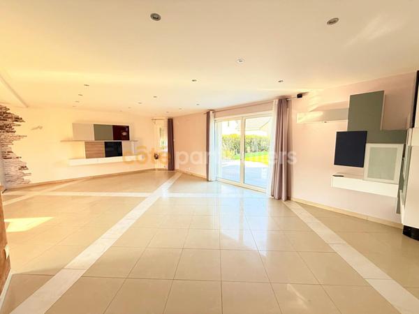 Vente Maison170 m² - 7 Pièces - BOURG ACHARD (27310)