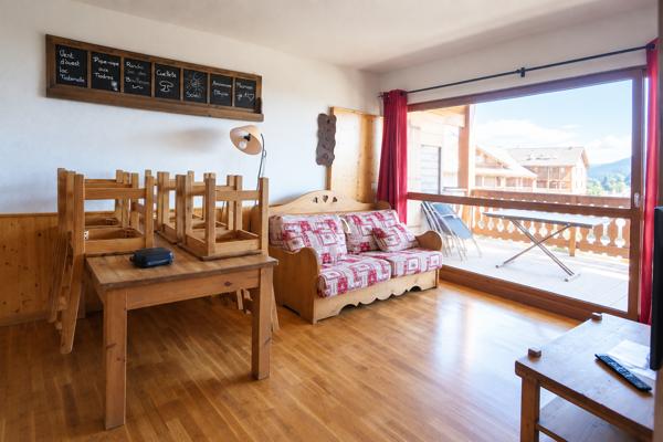 Appartement
         3 pièces
        - 43 m² 149 000 € *