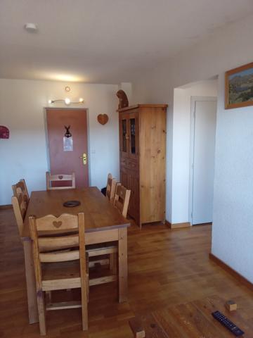 Appartement
         3 pièces
        - 43 m² 149 000 € *