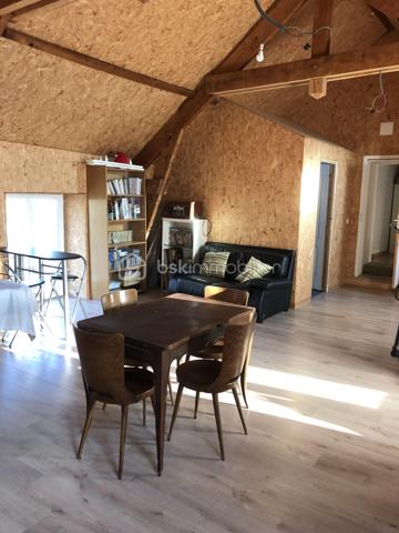 Maison en pierre de 230 m²