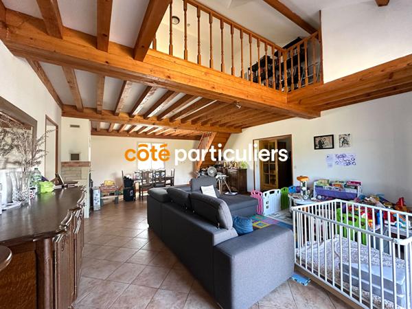 Vente Maison189,26 m² - 7 Pièces - NESLE (80190)