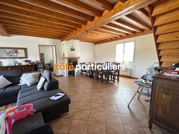 Vente Maison189,26 m² - 7 Pièces - NESLE (80190)