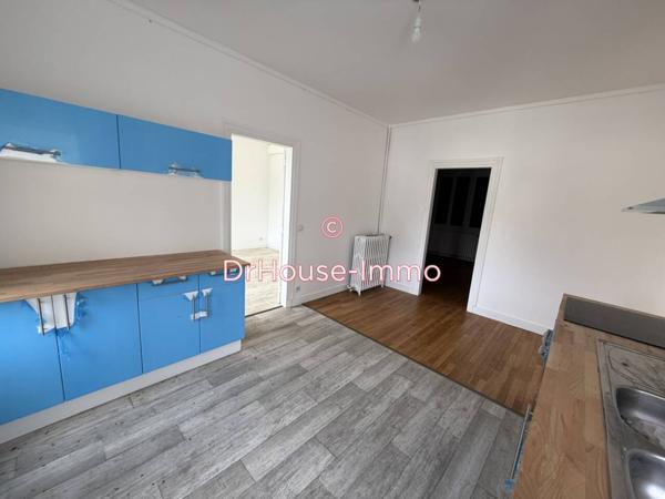 Immeuble à vendre 9 pièces de 255 m²