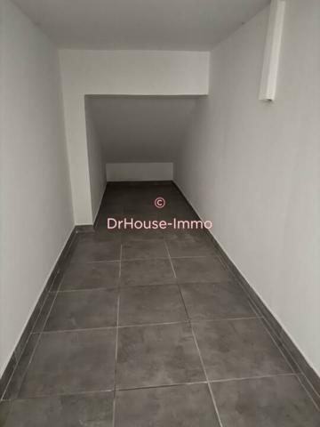 Immeuble à vendre 9 pièces de 255 m²