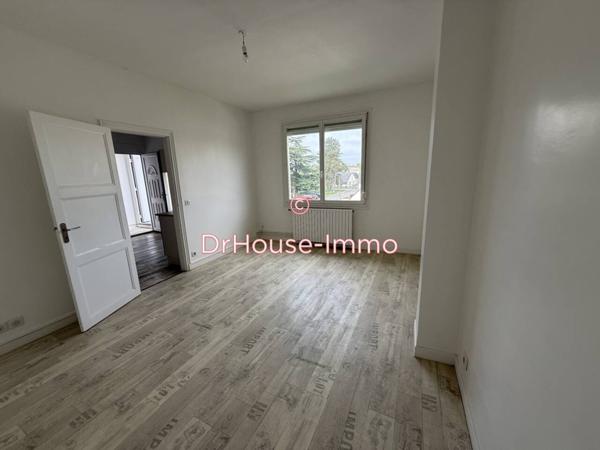 Immeuble à vendre 9 pièces de 255 m²