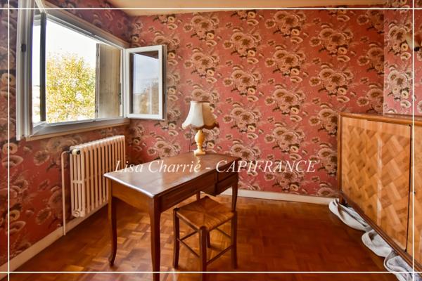 Maison 7 pièces de 164 m2 habitables sur 2407 m2 de terrain à AUCH : vivre à Auch comme à la campagne, avec la cathédrale en toile de fond