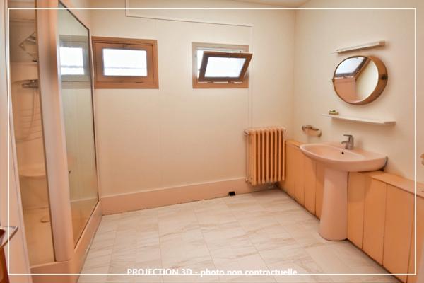 Maison 7 pièces de 164 m2 habitables sur 2407 m2 de terrain à AUCH : vivre à Auch comme à la campagne, avec la cathédrale en toile de fond