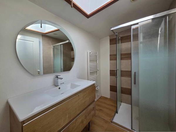 En exclusivité ? T2 bis de 67 m² avec extérieur privatif d'environ 110 m²
