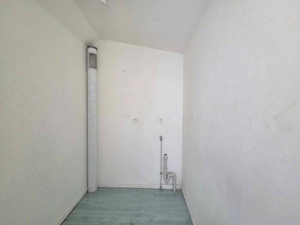 En exclusivité ? T2 bis de 67 m² avec extérieur privatif d'environ 110 m²