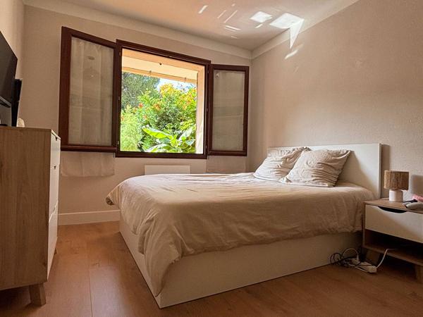 APPARTEMENT à VAUX SUR MER