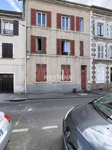 IMMEUBLE DE RAPPORT - CENTRE-VILLE DE GONESSE - PRODUIT D'INVESTISSEMENT RARE