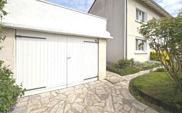 Maison à vendre    4 pièces • 80 m2 Argenteuil