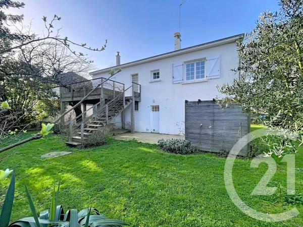 Maison à vendre  6 pièces - 139,18 m 2   ST SEBASTIEN SUR LOIRE  - 44