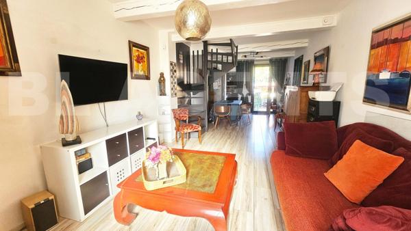 Maison très cosy avec terrasse de 40 m² un havre de paix proche des commodités, commerces, transport