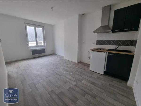 Appartement à louer 1 pièce 24.25m² Saint-Quentin (02100)