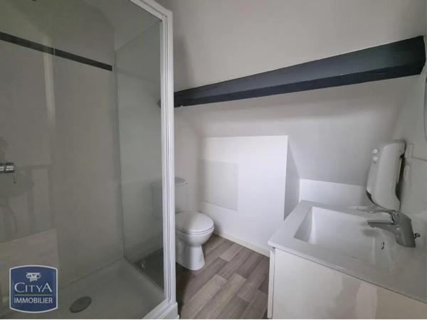 Appartement à louer 1 pièce 24.25m² Saint-Quentin (02100)