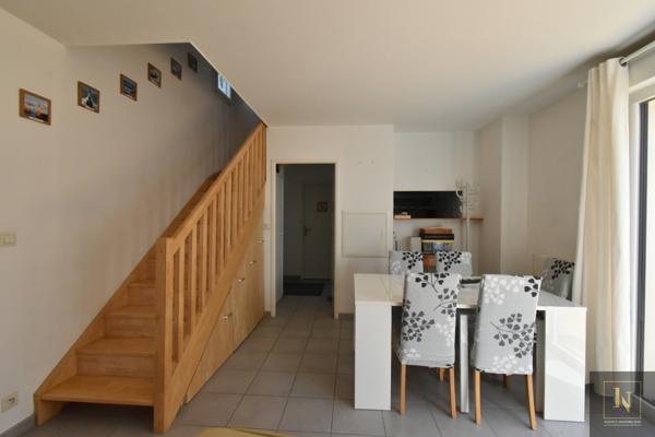 Maison
                                                                                                                                                                                                                                                                                                                        3 pièce(s)                                                                                                                                                                                                          2 chambre(s)                                                                                                                                                                                                          67  m²