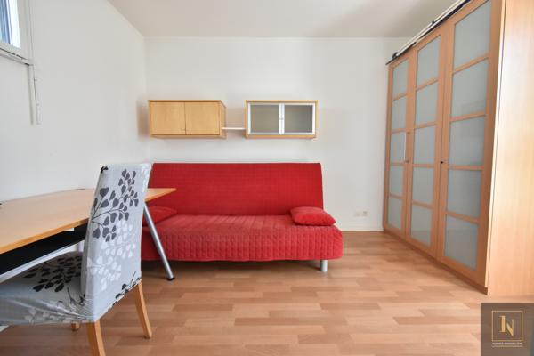 Maison
                                                                                                                                                                                                                                                                                                                        3 pièce(s)                                                                                                                                                                                                          2 chambre(s)                                                                                                                                                                                                          67  m²