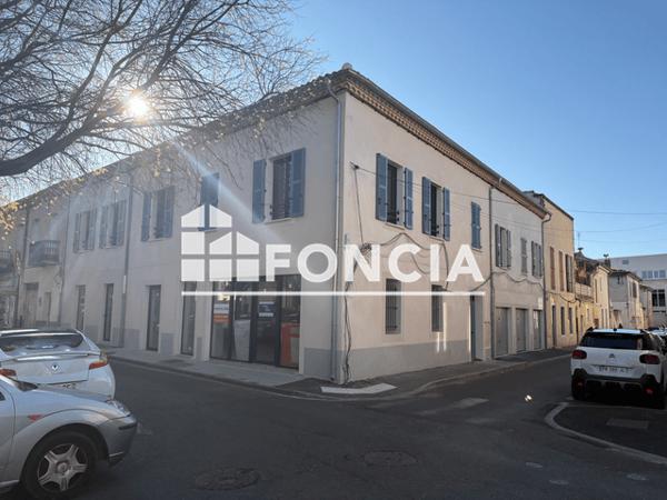 Location Local commercial 1 pièce 102.4 m² - Nîmes 30000