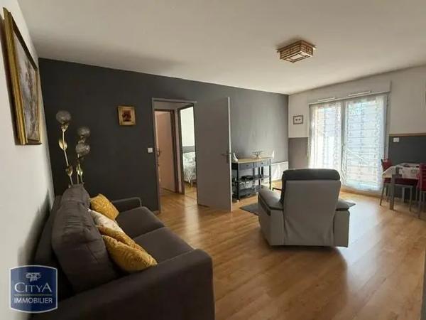 Appartement à louer 2 pièces 46m² Beaune (21200)
