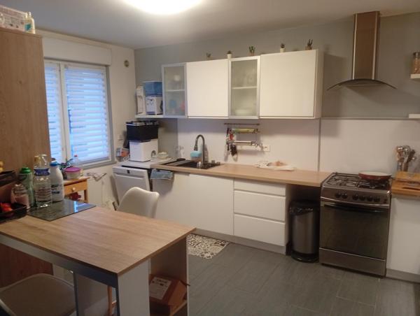 Maison de 3 chambres semi plein pied, spa en dépendance