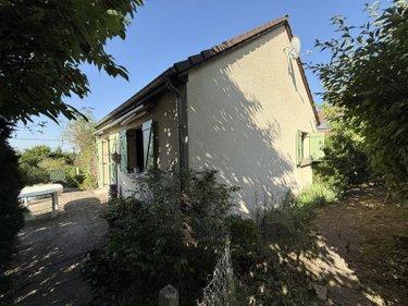 Maison à vendre à Bellerive-sur-Allier dans l'Allier (03700), ref : 2024/897-03020