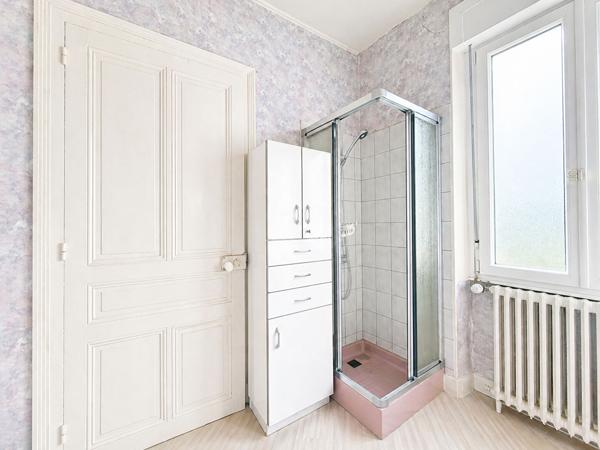 Maison de plus de 85m2 sur sous sol avec 3 chambres et grand terrain à Chalindrey