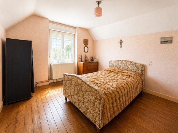 Maison de plus de 85m2 sur sous sol avec 3 chambres et grand terrain à Chalindrey