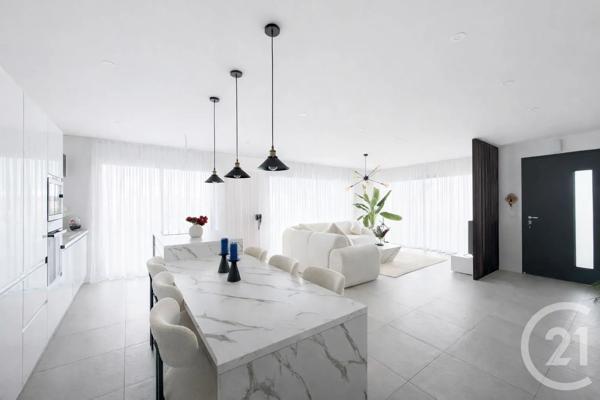 Maison à vendre  6 pièces - 120 m 2   CHATEAUBRIANT  - 44