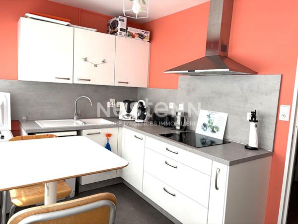 REIMS SAINT REMI : Appartement 3 chambres - balcons - cave