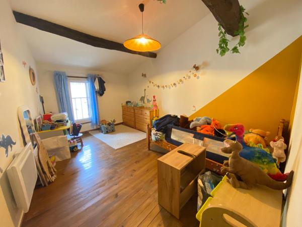 Maison de campagne avec 3 chambres et dépendances