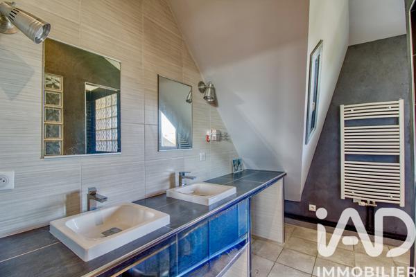 Maison à vendre 5 pièces 145 m² Saint-Maximin