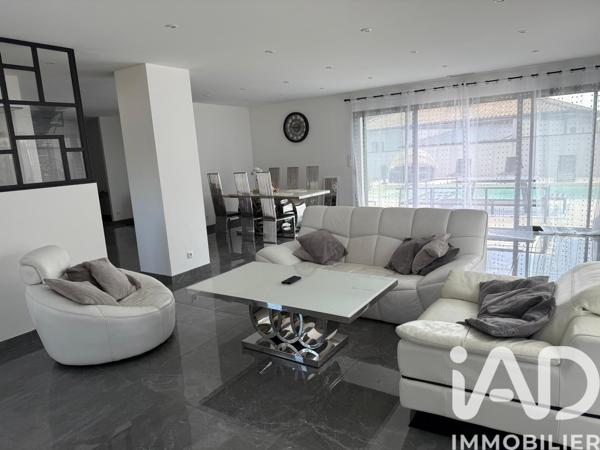 Maison à vendre 5 pièces 170 m² La Lande-de-Fronsac