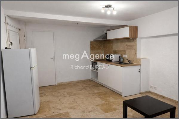 Immeuble à LE LUC, 83340 - 106m²