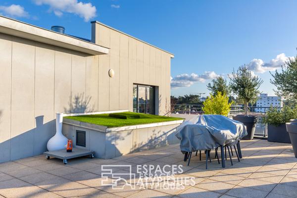 100m² au dernier étage avec terrasse panoramique sur Nantes de 130m²