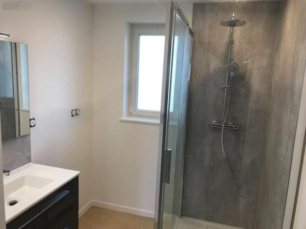 Location - Appartement Valognes 50700 6 pièces 61 m 2